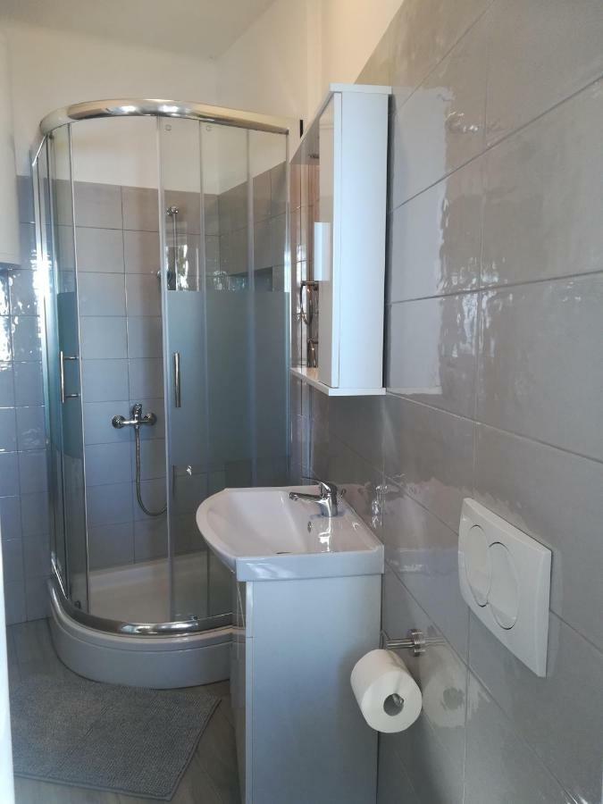 Studio Apartman Arni Rijeka Exteriör bild